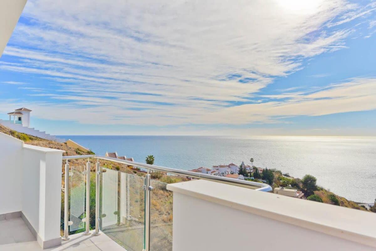 Terrazas De Ladera Apartment Nerja Bagian luar foto