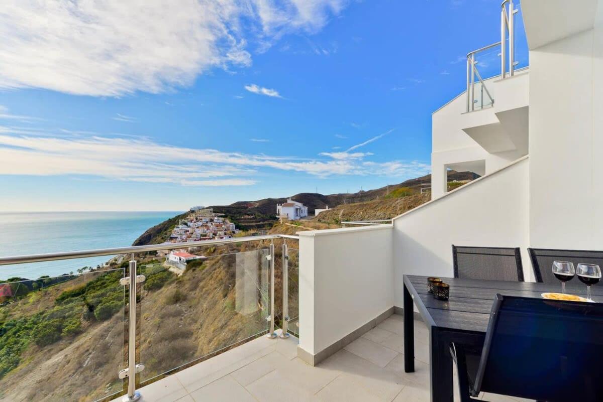 Terrazas De Ladera Apartment Nerja Bagian luar foto